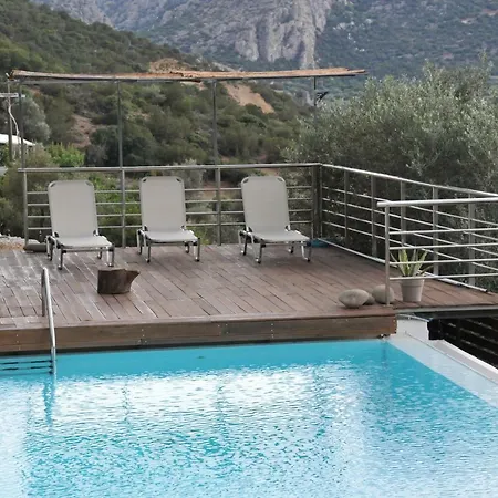 Melolia Estate Lejlighed *